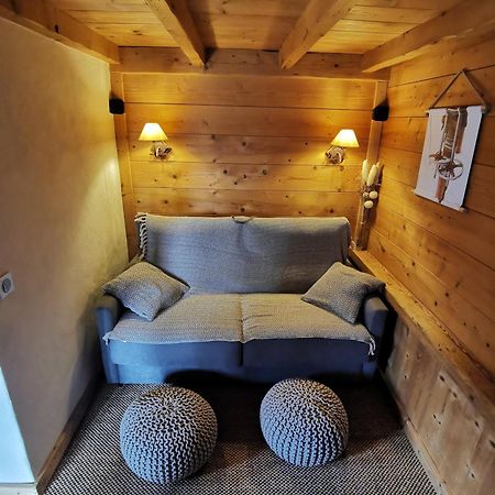 Petit Chalet Individuel De Caractere 梅杰夫 外观 照片