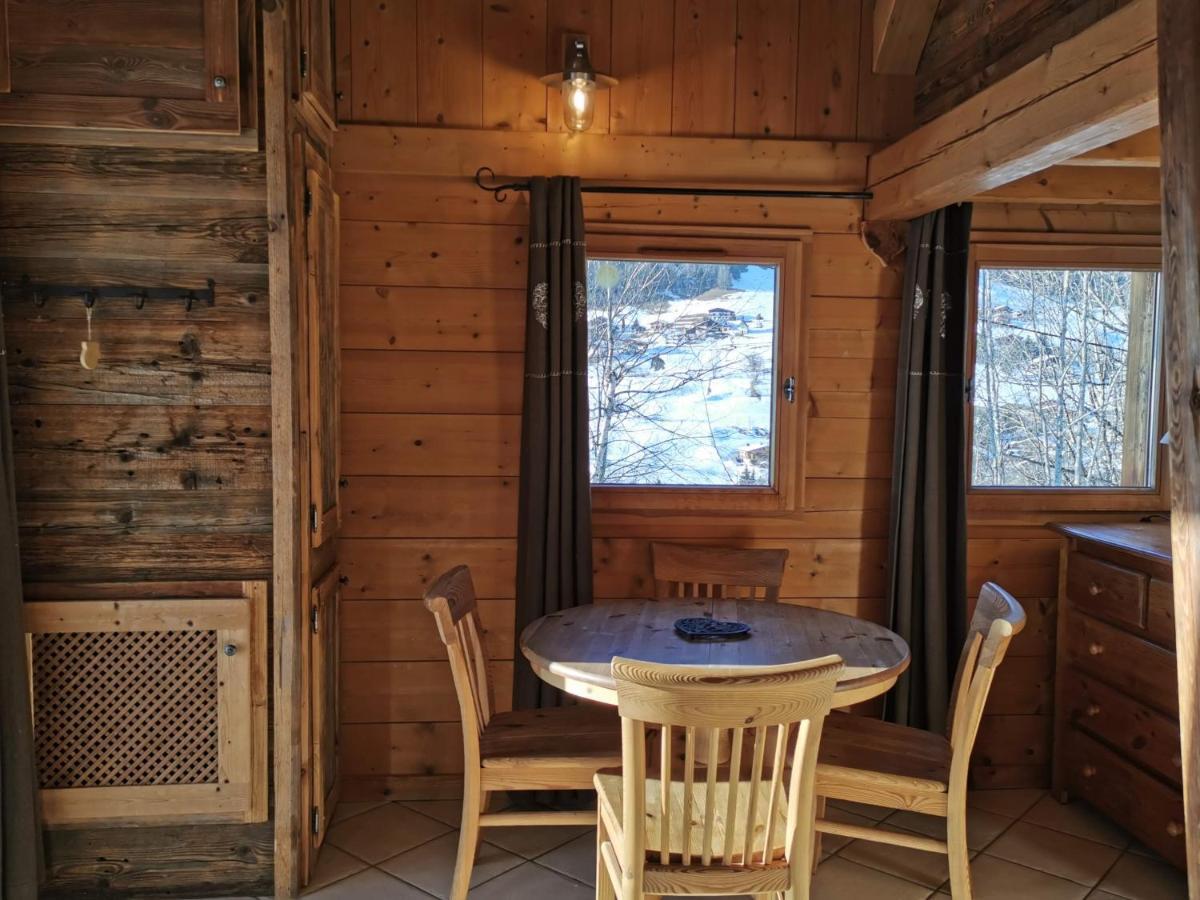 Petit Chalet Individuel De Caractere 梅杰夫 外观 照片